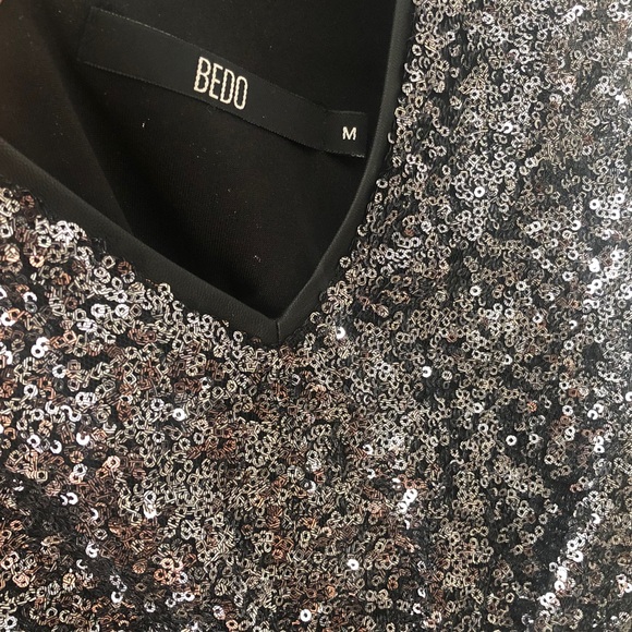 Party dress for your NYE bash! - Picture 4 of 4